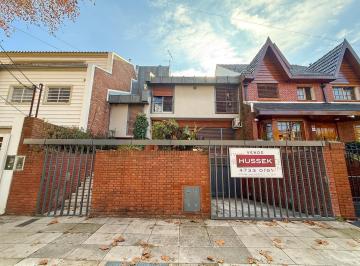 Casa · 199m² · 4 Ambientes · Casa en Venta con Jardín, en Martinez