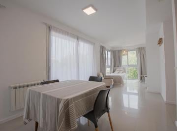 Departamento · 68m² · 2 Ambientes · 1 Cochera · Venta Departamento 2 Ambientes en Rawson Al 2700