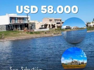 Terreno · 878m² · Divino Lote a Laguna en Area 9, San Sebastian