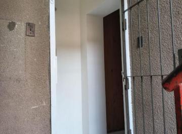 PH de 1 ambiente, Ciudad de Santa Fe · Las Flores 1 Monoblock 2 Planta Baja