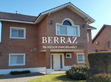 Casa · 270m² · 5 Ambientes · 5 Cocheras · Casa Venta 4 Dorm. Barrio La Delfina Lote de 800 m² Pilar