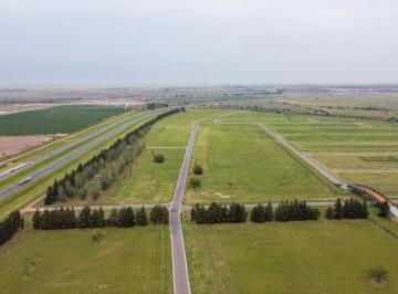 Terreno · 830m² · Terreno 830 m² Esquina Country Los Pasos III Fisherton Rosario