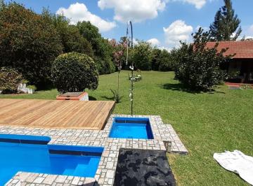 Casa · 1488m² · 3 Ambientes · 1 Cochera · Casa Quinta