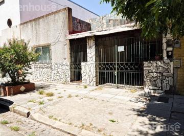 Casa · 206m² · Casa 3 Amb C/ Garaje, Patio y Espacio Multifuncional de 60 m²