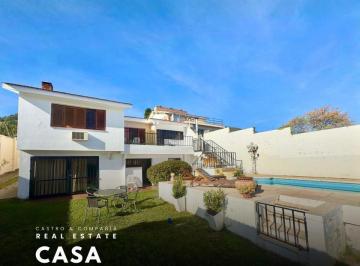 Casa · 290m² · 7 Ambientes · 1 Cochera · Venta Gran Casa 3 Dorm., Jardin Trasero/delantero y Pileta en B° La Cuesta - Villa Carlos Paz