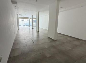 Local comercial · 100m² · Local Comercial en Oportunidad en Alberdi