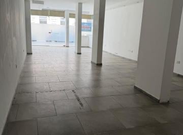 Local comercial · 100m² · 3 Ambientes · Local Comercial en Oportunidad en Alberdi