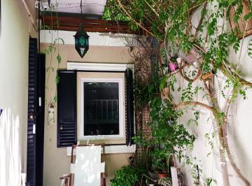 PH de 4 ambientes, Colegiales · PH Todo a Nuevo Sin Expensas. Todo Luz, Sol y Patio