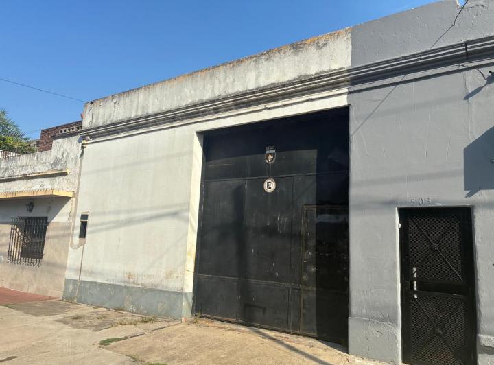 Bodega-Galpón · 90m² · 2 Ambientes