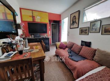 Departamento · 36m² · 2 Ambientes · Tipo Casa en Av Jujuy Al 2000 - Espacio Aereo Gran Patio Baulera