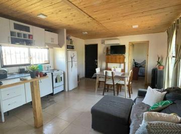 Casa de 3 ambientes, Cruz de Piedra · Bª Privado Ampros 8, m Rp 60