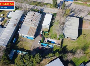 Bodega-Galpón · 697m² · 4 Ambientes · Galpon Industrial con Oficinas y Playon