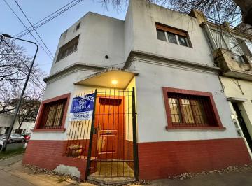 Casa · 95m² · 5 Ambientes · 1 Cochera · Venta Casa 5 Ambientes Multifamiliar a m de Caba y Av Mitre