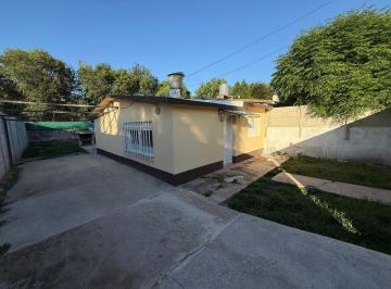 Casa de 4 ambientes, Villa Carlos Paz · Casa en Venta en Barrio Playas de Oro de 3 Dorm.