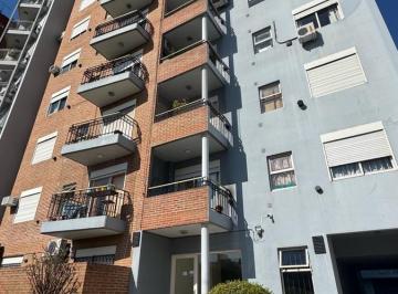 Departamento · 40m² · 2 Ambientes · 1 Cochera · Departamento 2 Ambientes con Cochera en Lomas de Zamora