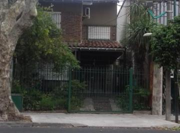 Departamento · 132m² · 4 Ambientes · 1 Cochera · Av del Libertador 16.607. Duplex 3 Dorm.