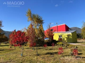 Casa · 150m² · 5 Ambientes · 5 Cocheras · Casa en Argentina Lago Puelo Chubut