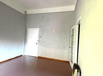 Departamento · 58m² · 3 Ambientes · Venta 3 Ambientes Al Frente 1 Piso X Escaleras Apto Credito Bancario Bajas Expensas