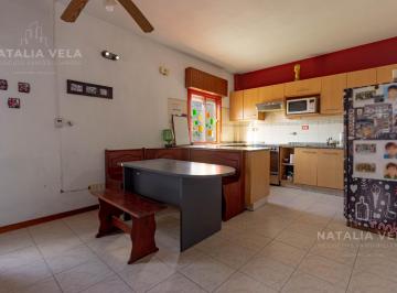 PH · 130m² · 6 Ambientes · Venta PH Tipo Casa - 6 Ambientes · Villa Martelli