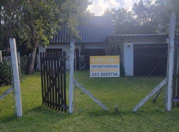 Casa de 4 ambientes, Mar Chiquita · Casa en Venta Mar de Cobo