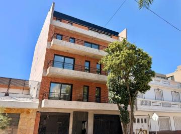 Departamento de 2 ambientes, Villa Luro · Semipiso 2 Ambientes - Balcon - a Estrenar // Ercilla 5824