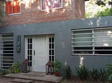 Casa · 102m² · 5 Ambientes · Casa en Venta - 3 Dorm. 1 Baño - Local - Pinamar