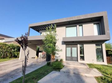 Casa de 6 ambientes, Ezeiza · Don Joaquin de Canning! 3 Dorm. + Escritorio! Piscina! Super Moderna!