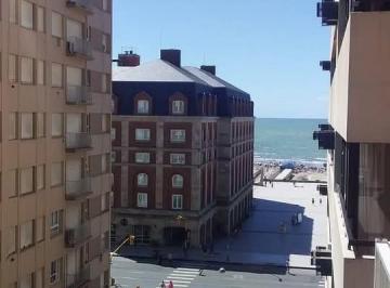 Departamento de 2 ambientes, Mar del Plata · Departamento 2 Ambientes Reciclado con Vista Al Mar – Av Colón