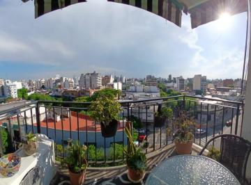 Departamento · 73m² · 3 Ambientes · Semipiso Alto 3 Amb C/dep con Hermosas Vistas Abiertas en Venta en Villa Crespo