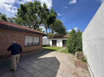 Casa · 163m² · 5 Ambientes · Casa en Venta - 4 Dorm. 4 Baños - 236.4 m² - General Madariaga