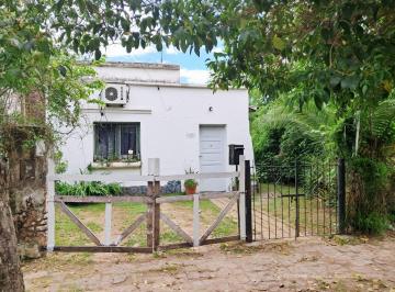 Casa · 70m² · 3 Ambientes · 1 Cochera · Venta Lote en Esquina Céntrica con Potencial Comercial en Ingeniero Maschwitz