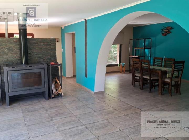 Casa · 153m² · 5 Ambientes · 1 Cochera