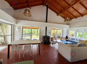 Casa · 110m² · 5 Ambientes · Casa en Mar del Sur Cerca de La Playa