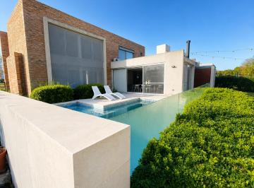Casa de 9 ambientes, Córdoba · Valle Escondido Los Cielos Casa Moderna Unica!