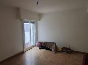 Departamento de 2 ambientes, Villa Devoto · Apto Credito! 2 Amb Excelente Ubicacion Beiro y Segurola Multiples Lineas de Colectivo. Muy Luminoso