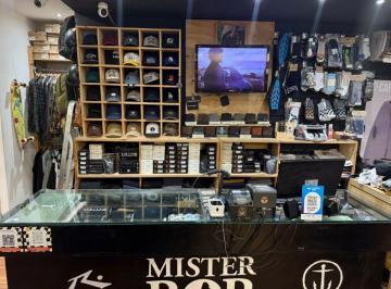 Fondo de comercio , Córdoba · Fondo de Comercio en Venta - Indumentaria, Calzado y Accesorios - Cordoba Capital