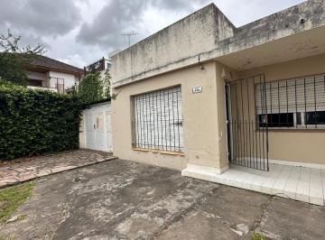 Casa · 133m² · 3 Ambientes · 2 Cocheras · Venta Casa Jardín Cochera Galpón Luján