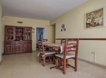 Departamento · 73m² · 3 Ambientes · Departamento con Excelente Calidad Constructiva en Venta