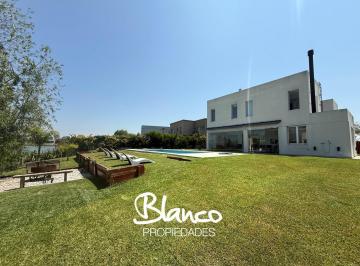 Casa · 230m² · 6 Ambientes · 2 Cocheras · Casa en Venta en El Cantón, Escobar, G. B. a. Zona Norte