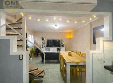 Casa · 57m² · 3 Ambientes · Dúplex 2 Dorm. en Venta - La Plata