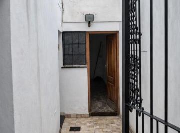 PH · 80m² · 3 Ambientes · Casa Tipo PH en Venta. Apta Credito.