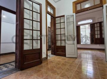 PH · 89m² · 4 Ambientes · PH 4 Ambientes con Dependencia, Doble Patio y Entrada Independiente – Balvanera