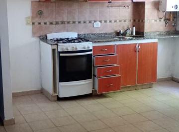 Departamento de 2 ambientes, Villa Devoto · Villa Devoto: Venta, Dto 2 Amb Al Fte C/ Balcon.