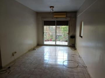 Departamento de 2 ambientes, Almagro · Hermoso y Amplio Dos Ambientes en Almagro. a m Av Corrientes y Plaza Almagro