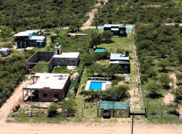 Casa · 60m² · 4 Ambientes · 2 Cocheras · Se Venden Dos Departamentos con Pileta en San Lorenzo