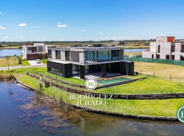 ROJ-ROJ-824_2 · Espectacular Casa en Venta Amarras Puertos Escobar