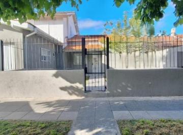 Imagen1 · Chalet de 3 Ambientes Reciclados Parque Luro