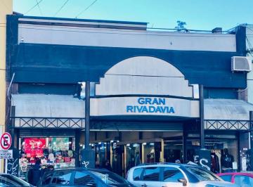 Local comercial · 18m² · 1 Ambiente · Local Galeria Ramos Mejia