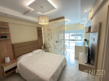 Departamento · 27m² · 1 Ambiente · Ambiente a La Calle con Balcón - Plaza Colón