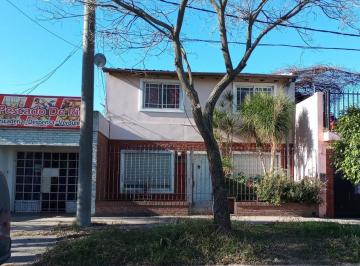Casa · 200m² · 5 Ambientes · Casa en Zárate